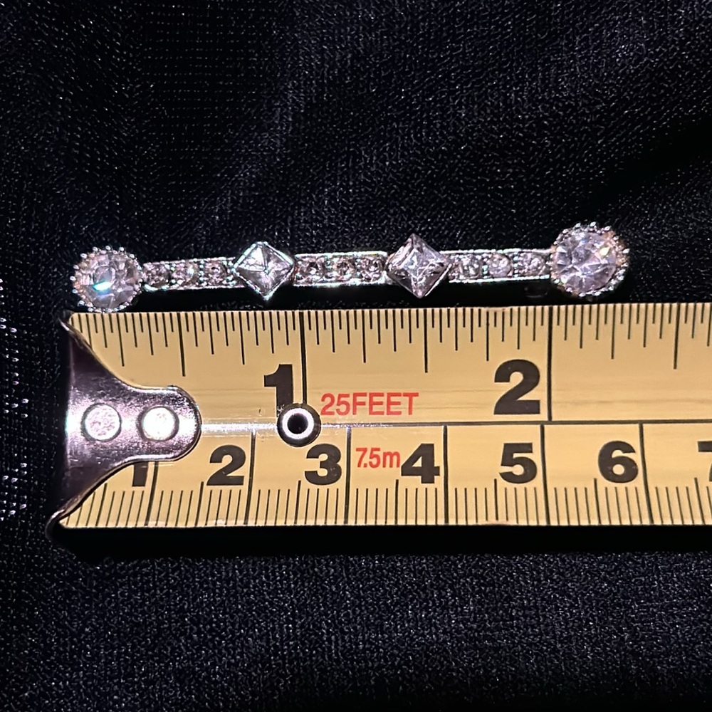 Sleek Rhinestone Brooch Pin - Picture 2 of 4